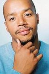 唐纳德·法森（唐纳德·法森饰演）