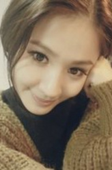 阿花（张芷芊饰演）