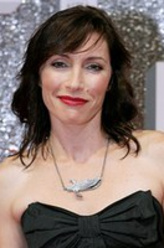 克劳蒂娅·卡万剧照