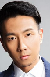 黑皮（于笑饰演）