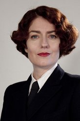 Elizabeth（安娜·钱斯勒饰演）