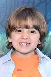 乔·普里切特（杰瑞米·马奎尔饰演）