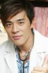 李震（窦智孔饰演）