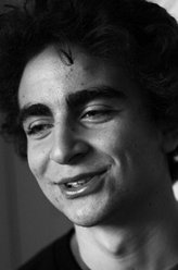 Jonas Noah Vasquez（马龙·朗格兰饰演）