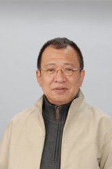 药店老板（许绍雄饰演）