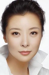 幼儿园园长（柯蓝饰演）