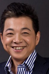 朱二（张春年饰演）