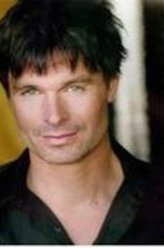 帕特里克·茂顿剧照