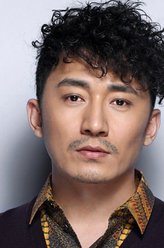 戴维（陈昊饰演）
