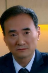 王振（邓立民饰演）