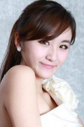 杜颂（谢佳妤饰演）