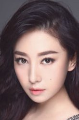 乔依丝（贾晓晨饰演）