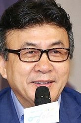 朴英奎（朴英奎饰演）