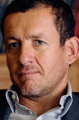 Romain Faubert（丹尼·伯恩饰演）