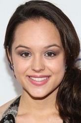 艾瑞卡（海莉·奥兰蒂亚饰演）