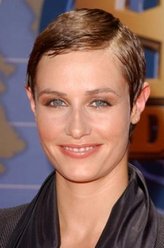 西西·迪·法兰丝（西西·迪·法兰丝饰演）