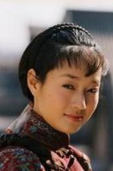 江雪瑛（马伊琍饰演）