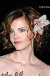 绮尔斯腾·瓦伦（绮尔斯腾·瓦伦饰演）