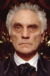 特伦斯·斯坦普（特伦斯·斯坦普饰演）