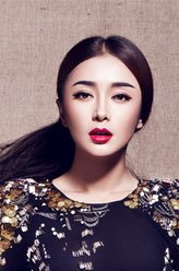 如小果（秦岚饰演）