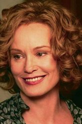 琼·克劳馥（杰西卡·兰格饰演）