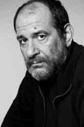 卡拉·埃雷贾德剧照