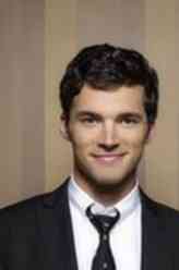 以斯拉·费兹 (Ezra Fitz)（伊恩·哈丁饰演）