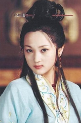 黎姜（许还幻饰演）