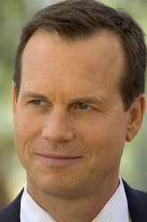 Brock Lovett（比尔·帕克斯顿饰演）