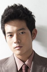 安小禄（王宥胜饰演）