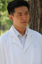 马荣（董洋饰演）