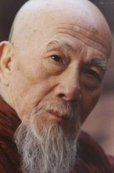 乾隆（王冰饰演）