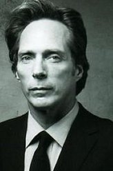 亚力克斯·马洪（威廉·菲德内尔饰演）