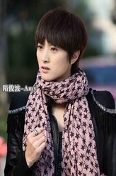 Amy（隋俊波饰演）
