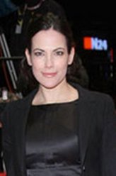 贝缇娜·齐摩曼（贝缇娜·齐摩曼饰演）