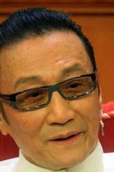 杨铁心（谢贤饰演）