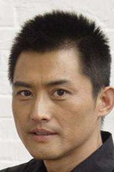 何建成（耿圣凯饰演）