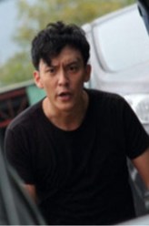 张震剧照