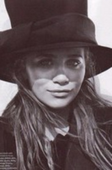 艾什丽·奥尔森剧照