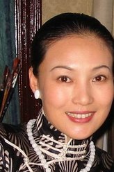 贤珍（郝岩饰演）