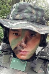 李文希（李飞饰演）