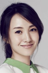 罗小珊（衣珊饰演）