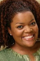 Shirley Bennett（伊薇特·尼科尔·布朗饰演）