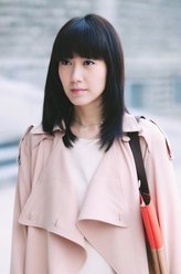 李薇（高露饰演）