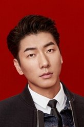 张亮（张亮饰演）
