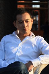 王宗槐（杜胤伟饰演）