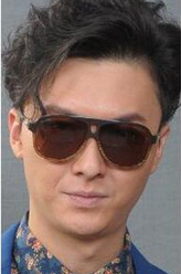 关鼎名（渠头）（王浩信饰演）