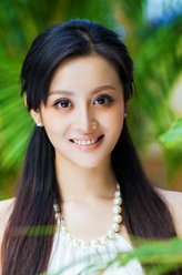 倩倩（赵悦童饰演）