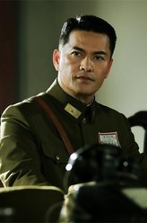 吕良伟剧照