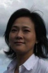 王恭妃（王春妹饰演）